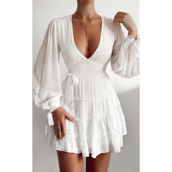 Dresses & Skirts - Sexy White Puff Sleeve Ruffles Mini Skater Dress